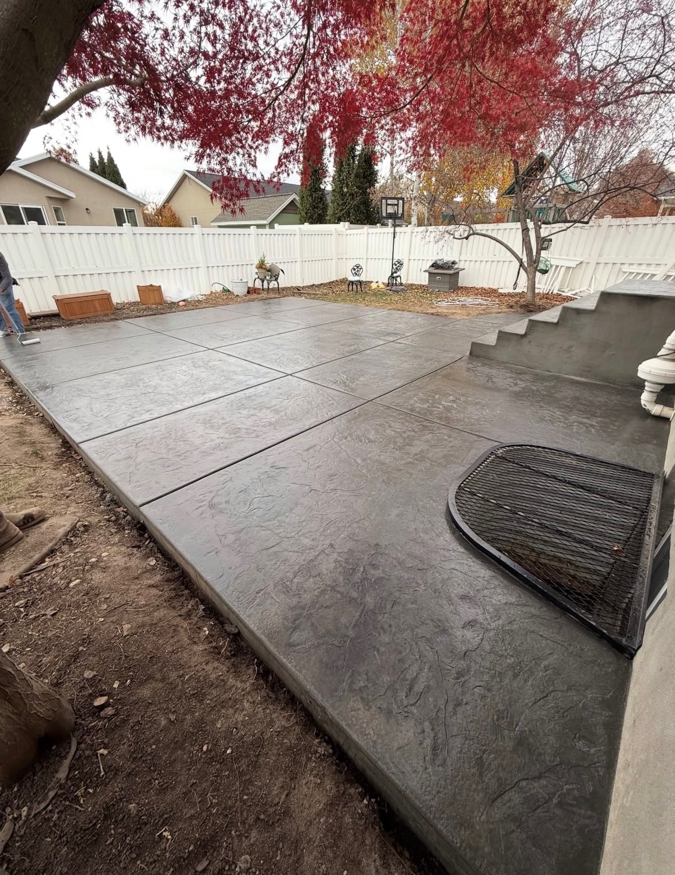 Concrete sidewalk built to City of Salem standards