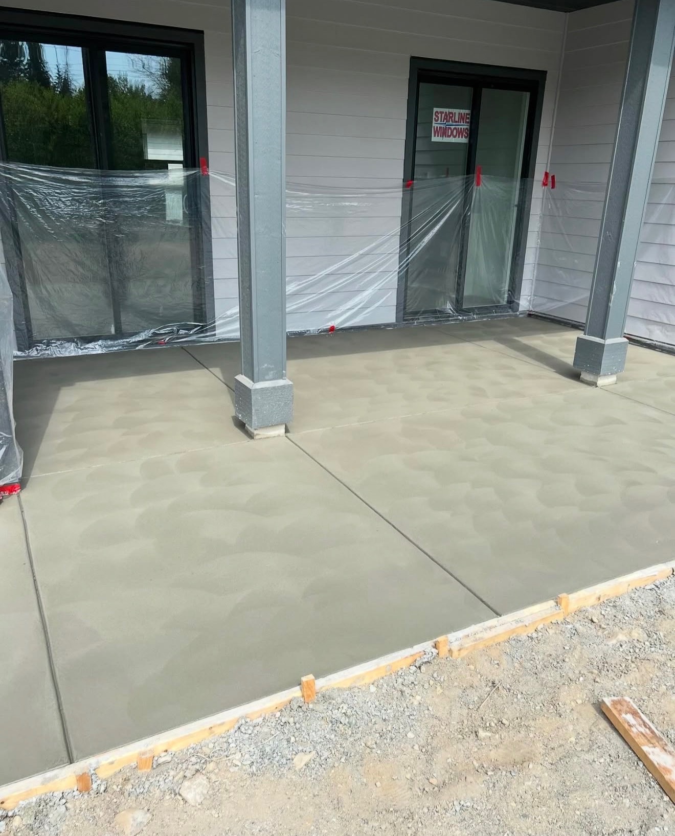Broom finished concrete walkway